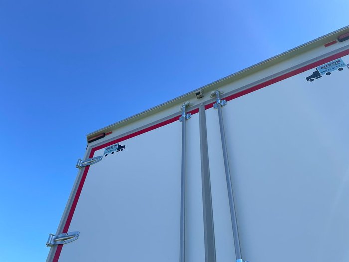 2025 Fuso Fighter 1224 White