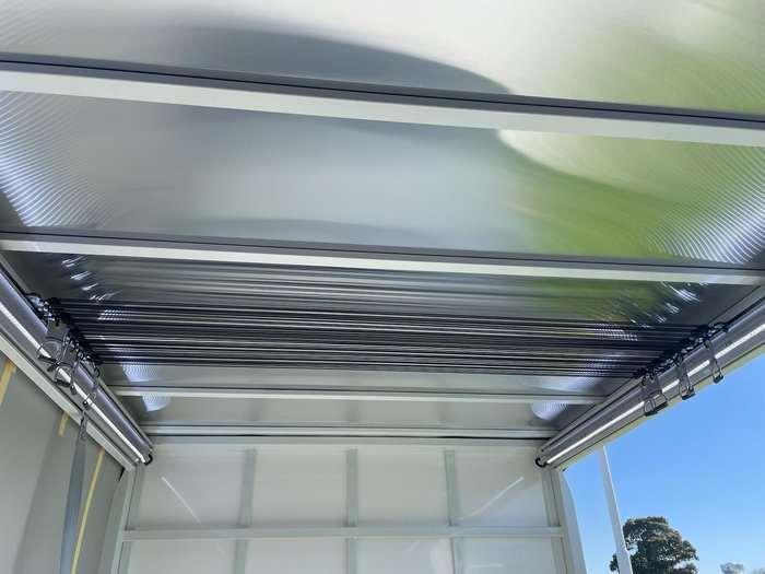 2025 Fuso Fighter 1224 White