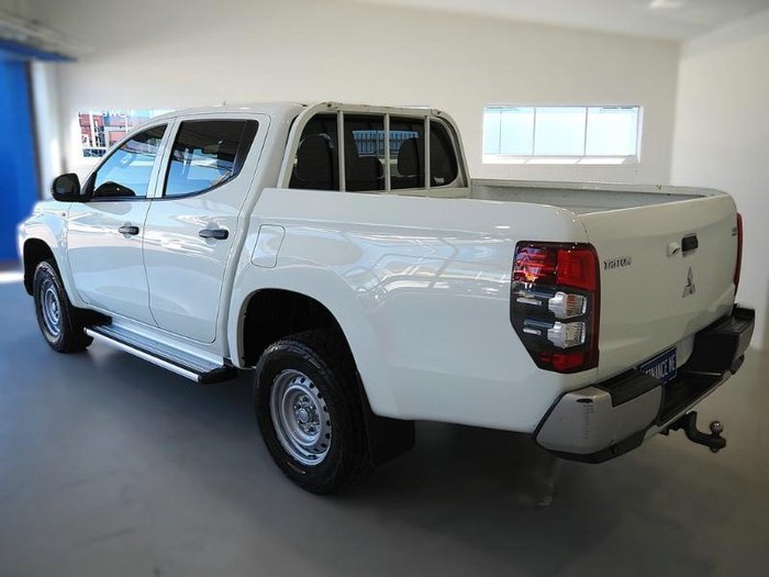2019 Mitsubishi Triton GLX ADAS