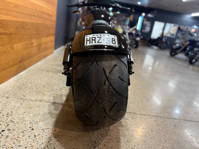 2014 Harley-davidson VRSCF MUSCLE Black