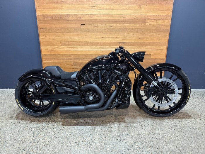 2014 Harley-davidson VRSCF MUSCLE Black