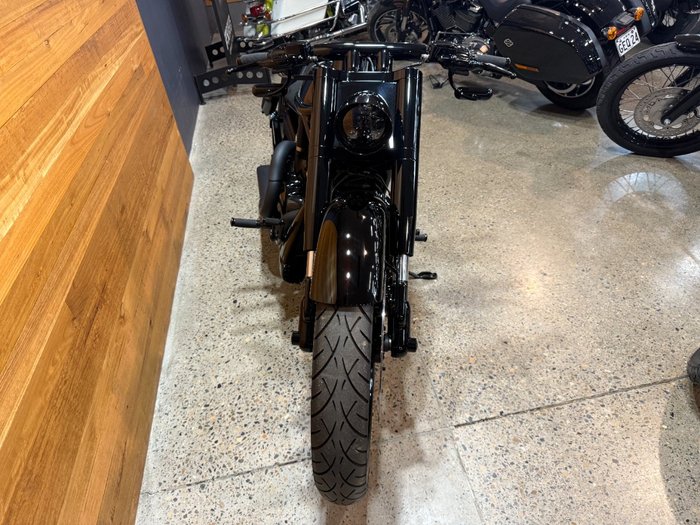 2014 Harley-davidson VRSCF MUSCLE Black