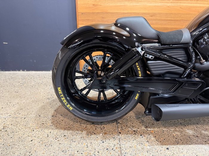 2014 Harley-davidson VRSCF MUSCLE Black