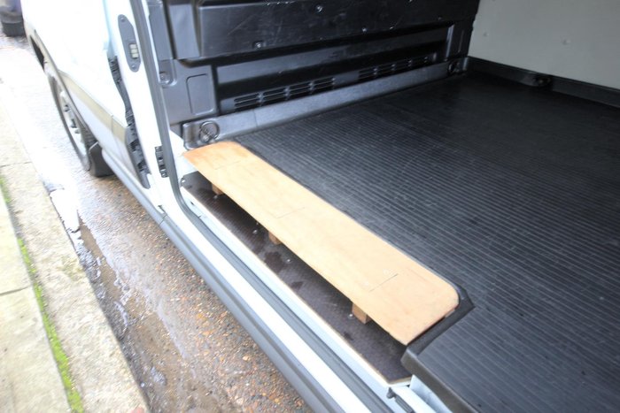 2021 Ford Transit 350L VO MY21.25 Frozen White