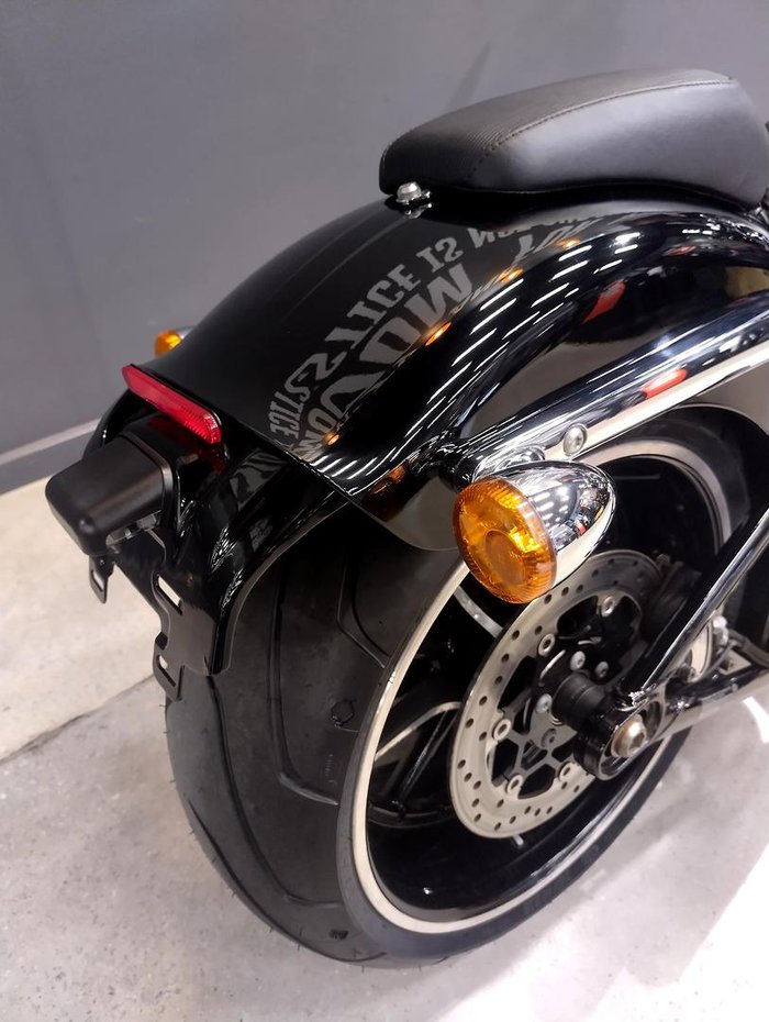 2015 Harley-Davidson Breakout 103 (FXSB) Softail Black
