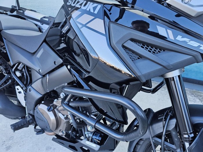 2020 Suzuki V-STROM 1050 (DL1050RQ) Black