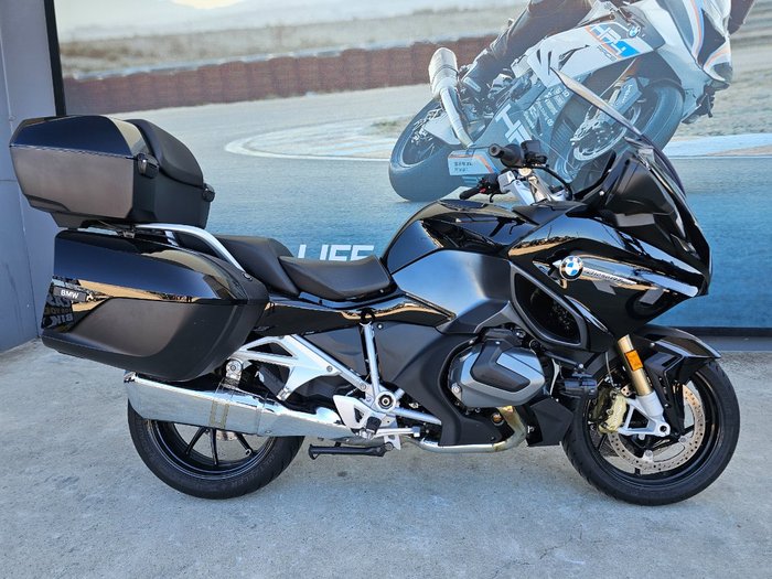 2022 BMW Motorrad R 1250 RT TRIPLE BLACK ROAD TOURING Black