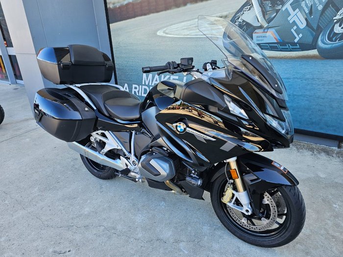 2022 BMW Motorrad R 1250 RT TRIPLE BLACK ROAD TOURING Black