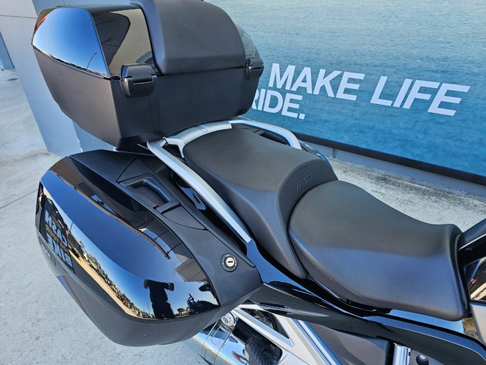 2022 BMW Motorrad R 1250 RT TRIPLE BLACK ROAD TOURING Black