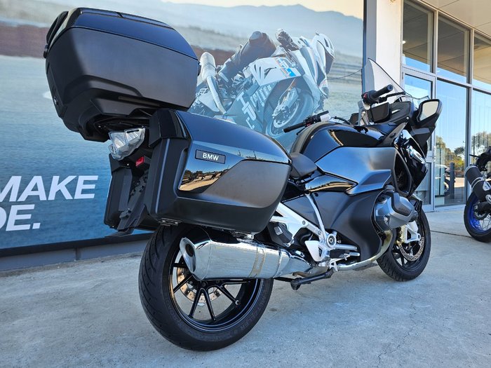 2022 BMW Motorrad R 1250 RT TRIPLE BLACK ROAD TOURING Black