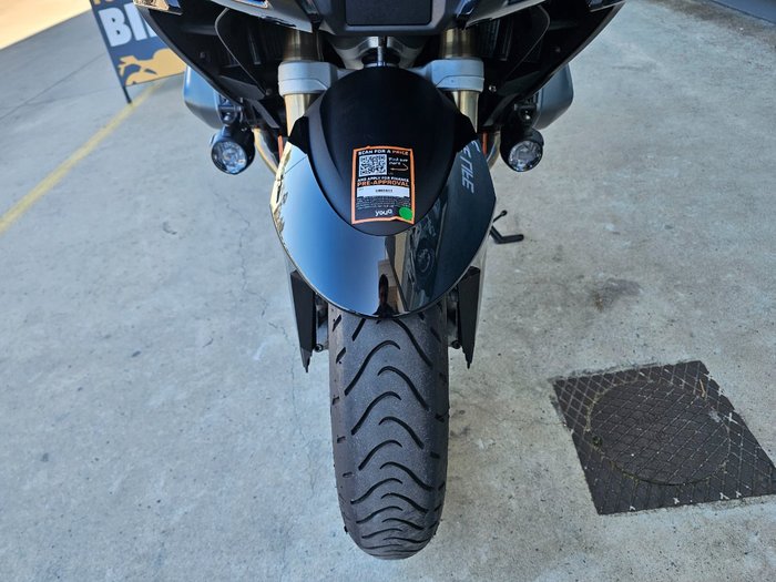 2022 BMW Motorrad R 1250 RT TRIPLE BLACK ROAD TOURING Black