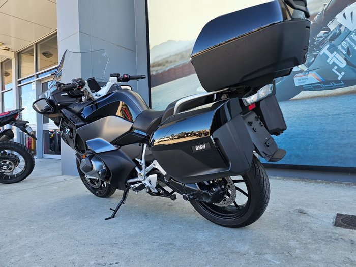2022 BMW Motorrad R 1250 RT TRIPLE BLACK ROAD TOURING Black