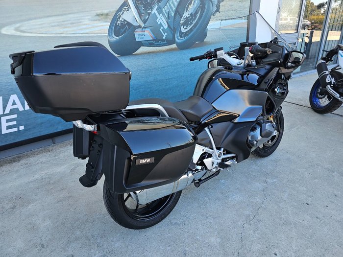 2022 BMW Motorrad R 1250 RT TRIPLE BLACK ROAD TOURING Black