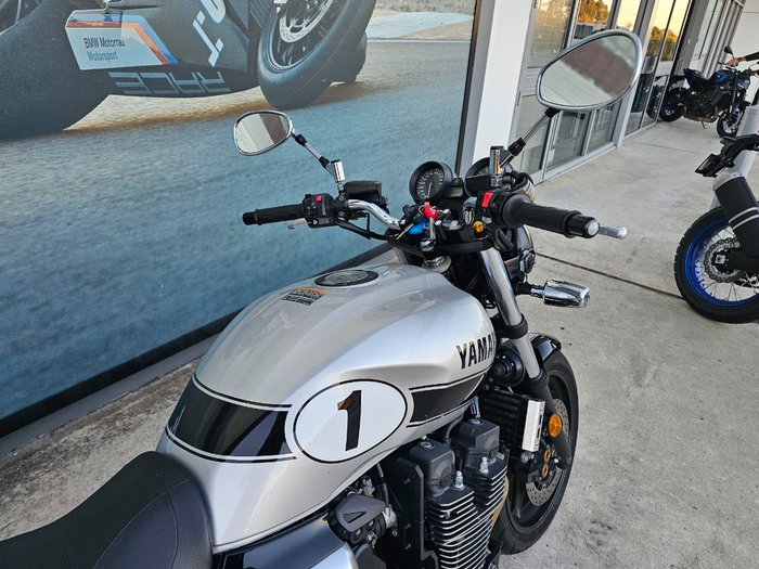 2016 Yamaha XJR1300 Silver