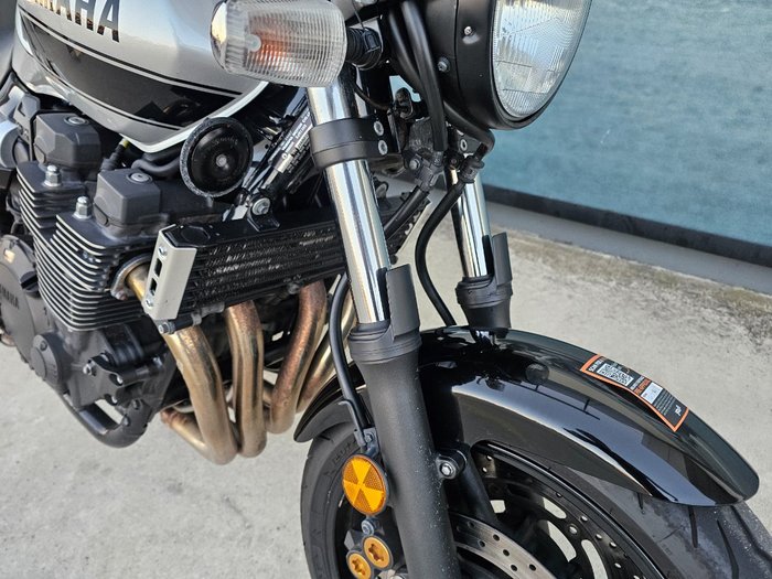 2016 Yamaha XJR1300 Silver