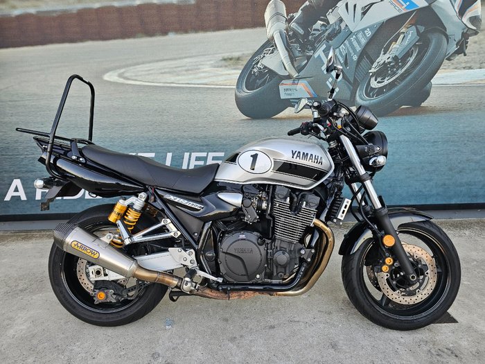 2016 Yamaha XJR1300 Silver