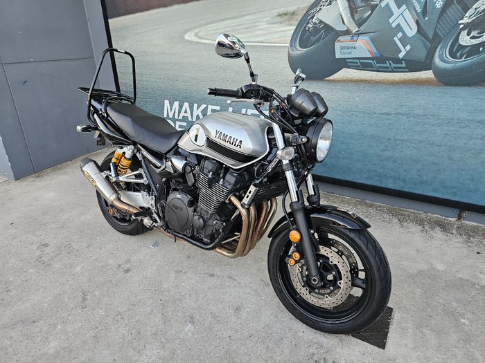 2016 Yamaha XJR1300 Silver