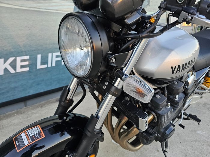 2016 Yamaha XJR1300 Silver