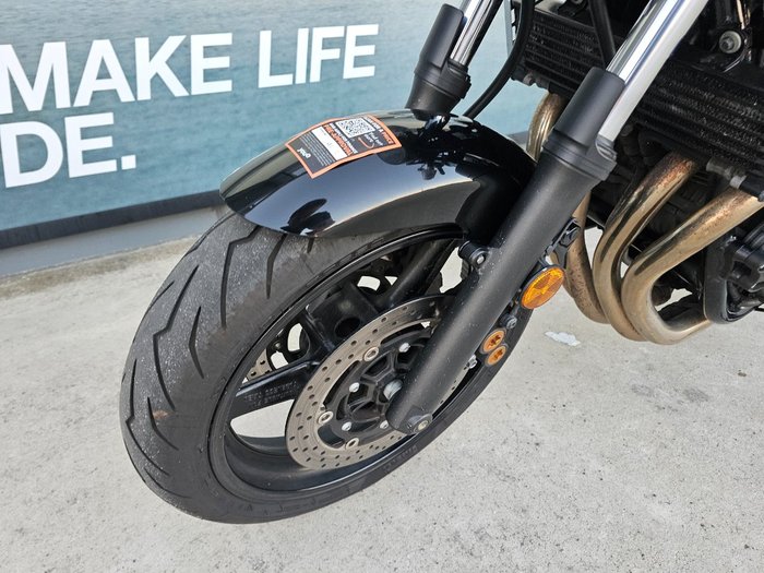 2016 Yamaha XJR1300 Silver