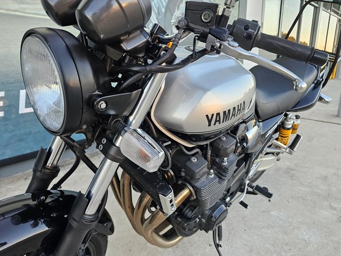 2016 Yamaha XJR1300 Silver