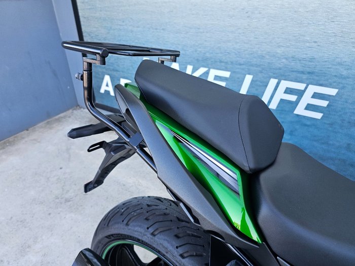 2022 Kawasaki Z1000 Green