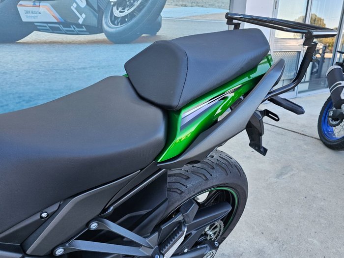 2022 Kawasaki Z1000 Green