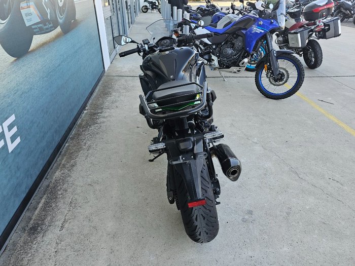 2022 Kawasaki Z1000 Green