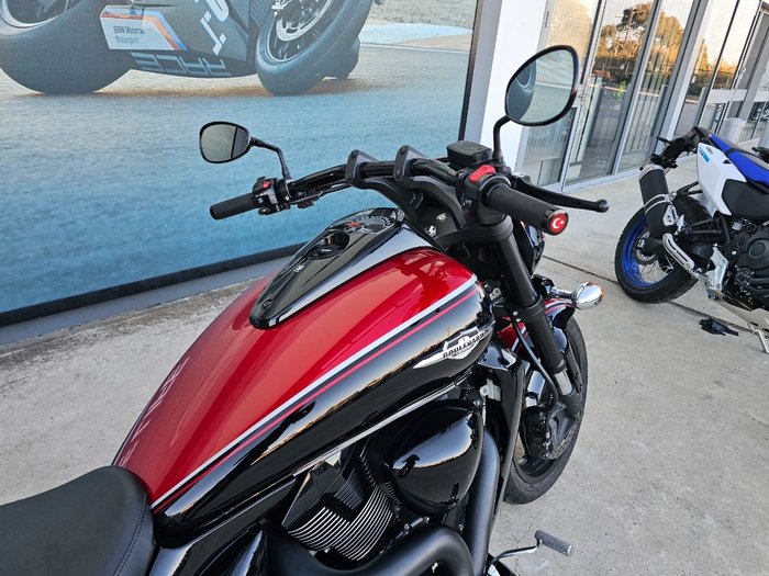 2015 Suzuki VZR 1800 BOULEVARD (M109R) Black
