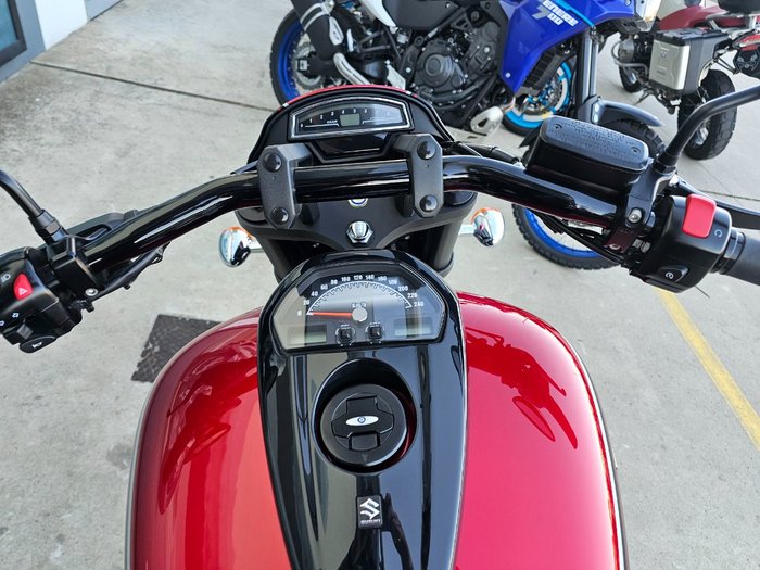 2015 Suzuki VZR 1800 BOULEVARD (M109R) Black