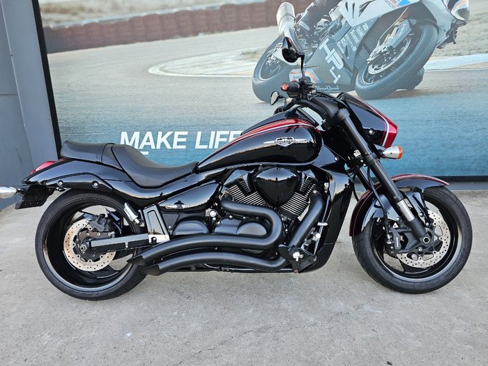 2015 Suzuki VZR 1800 BOULEVARD (M109R) Black