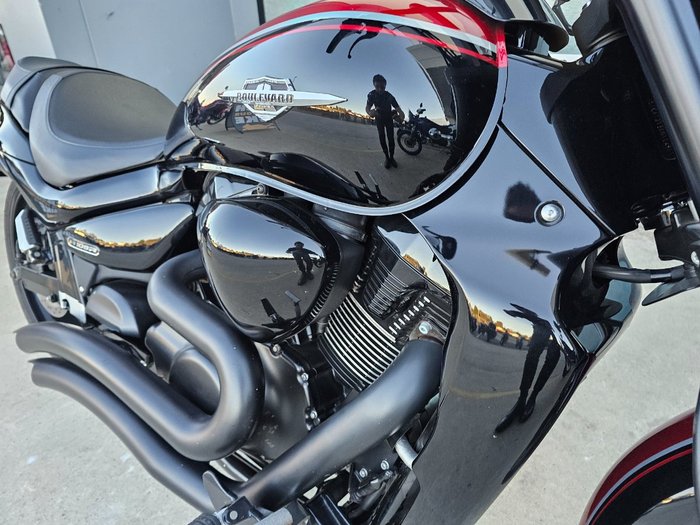 2015 Suzuki VZR 1800 BOULEVARD (M109R) Black