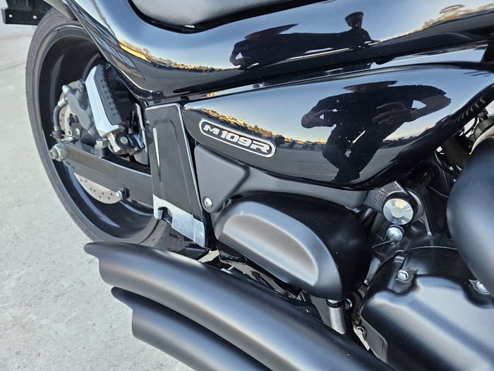 2015 Suzuki VZR 1800 BOULEVARD (M109R) Black