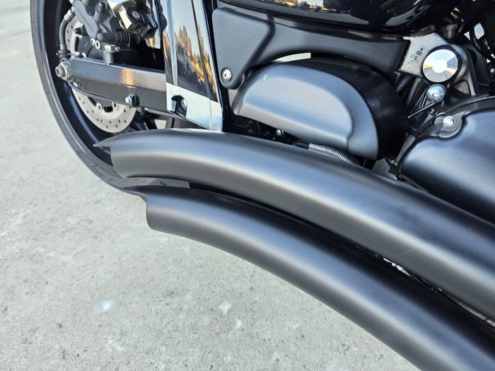 2015 Suzuki VZR 1800 BOULEVARD (M109R) Black