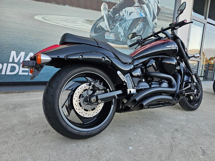 2015 Suzuki VZR 1800 BOULEVARD (M109R) Black