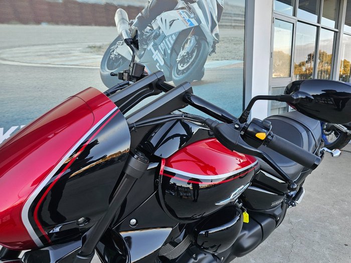2015 Suzuki VZR 1800 BOULEVARD (M109R) Black