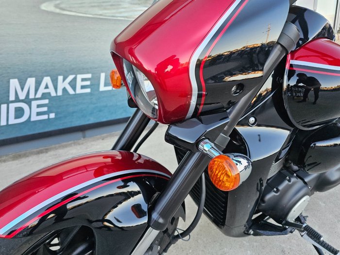 2015 Suzuki VZR 1800 BOULEVARD (M109R) Black