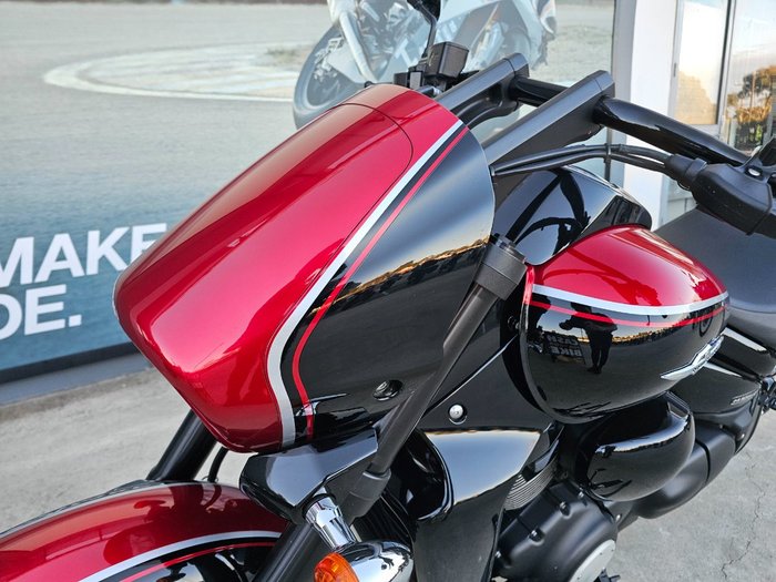 2015 Suzuki VZR 1800 BOULEVARD (M109R) Black