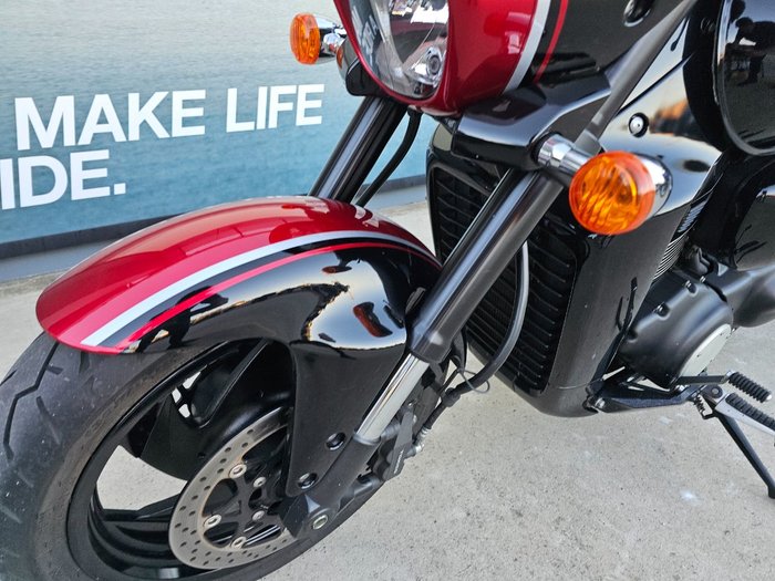 2015 Suzuki VZR 1800 BOULEVARD (M109R) Black