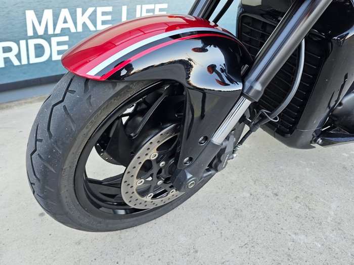 2015 Suzuki VZR 1800 BOULEVARD (M109R) Black