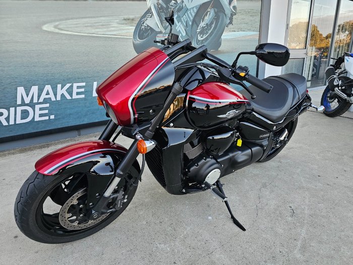 2015 Suzuki VZR 1800 BOULEVARD (M109R) Black