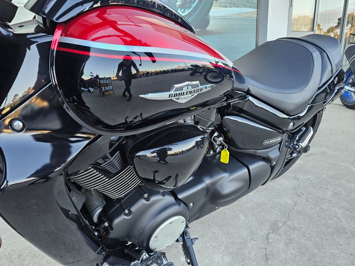 2015 Suzuki VZR 1800 BOULEVARD (M109R) Black