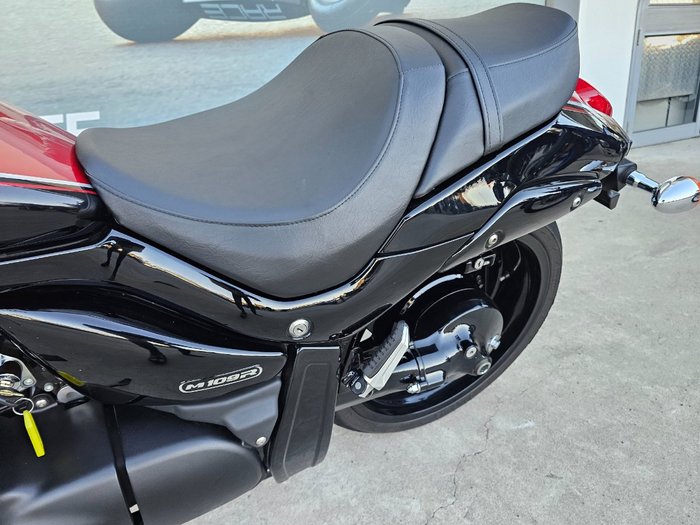 2015 Suzuki VZR 1800 BOULEVARD (M109R) Black
