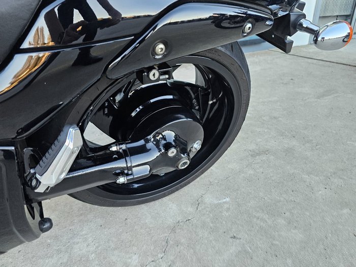 2015 Suzuki VZR 1800 BOULEVARD (M109R) Black