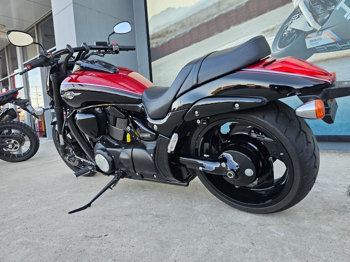 2015 Suzuki VZR 1800 BOULEVARD (M109R) Black