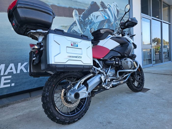 2010 BMW Motorrad R1200 GS White