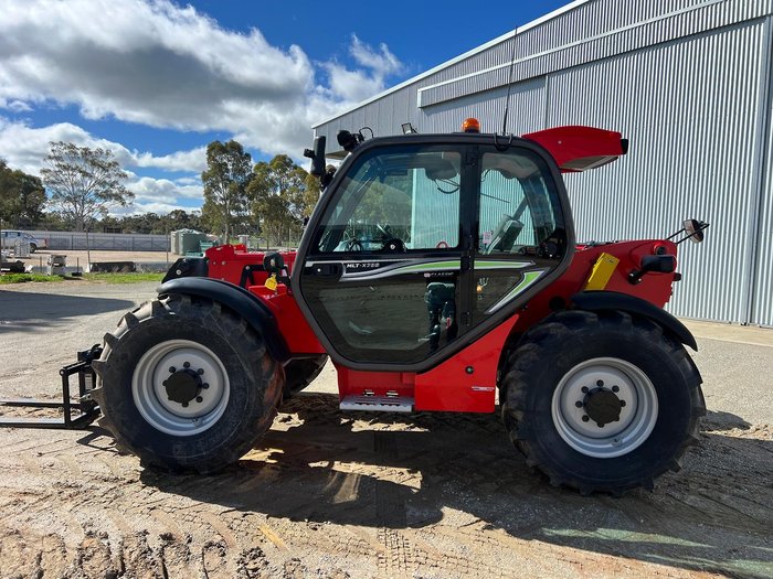 2023 Manitou Mlt-X735