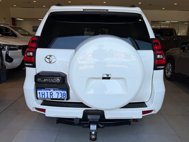 2021 Toyota Prado