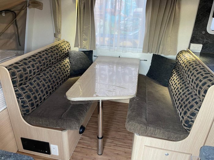 2012 Jayco Expanda 18.57-6 Bunk X2