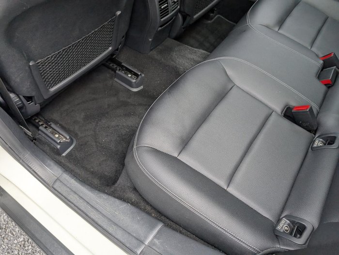 2017 Mercedes-Benz GLA-Class GLA220 d X156 Cirrus White