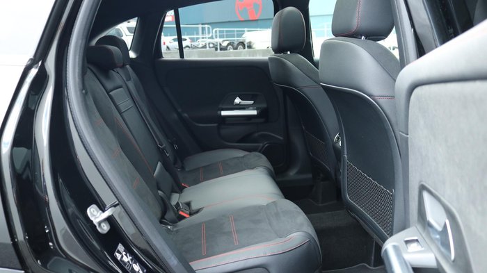 2024 Mercedes-Benz GLA-Class GLA250